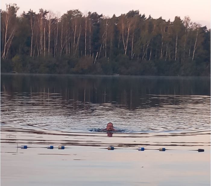 schwimmen bei 13 Grad